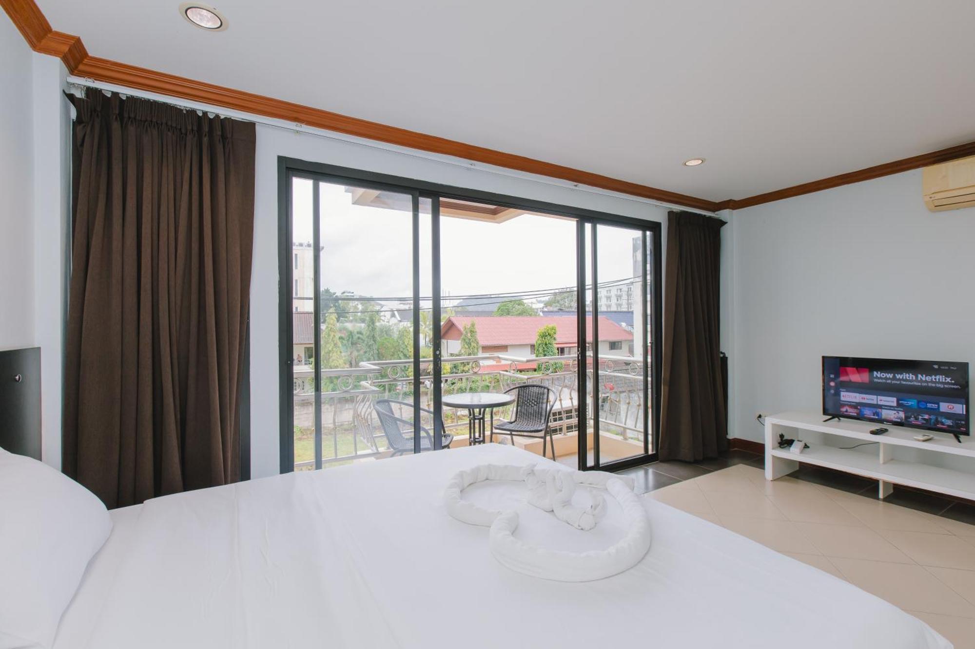 Sunstar Palace Patong Екстериор снимка