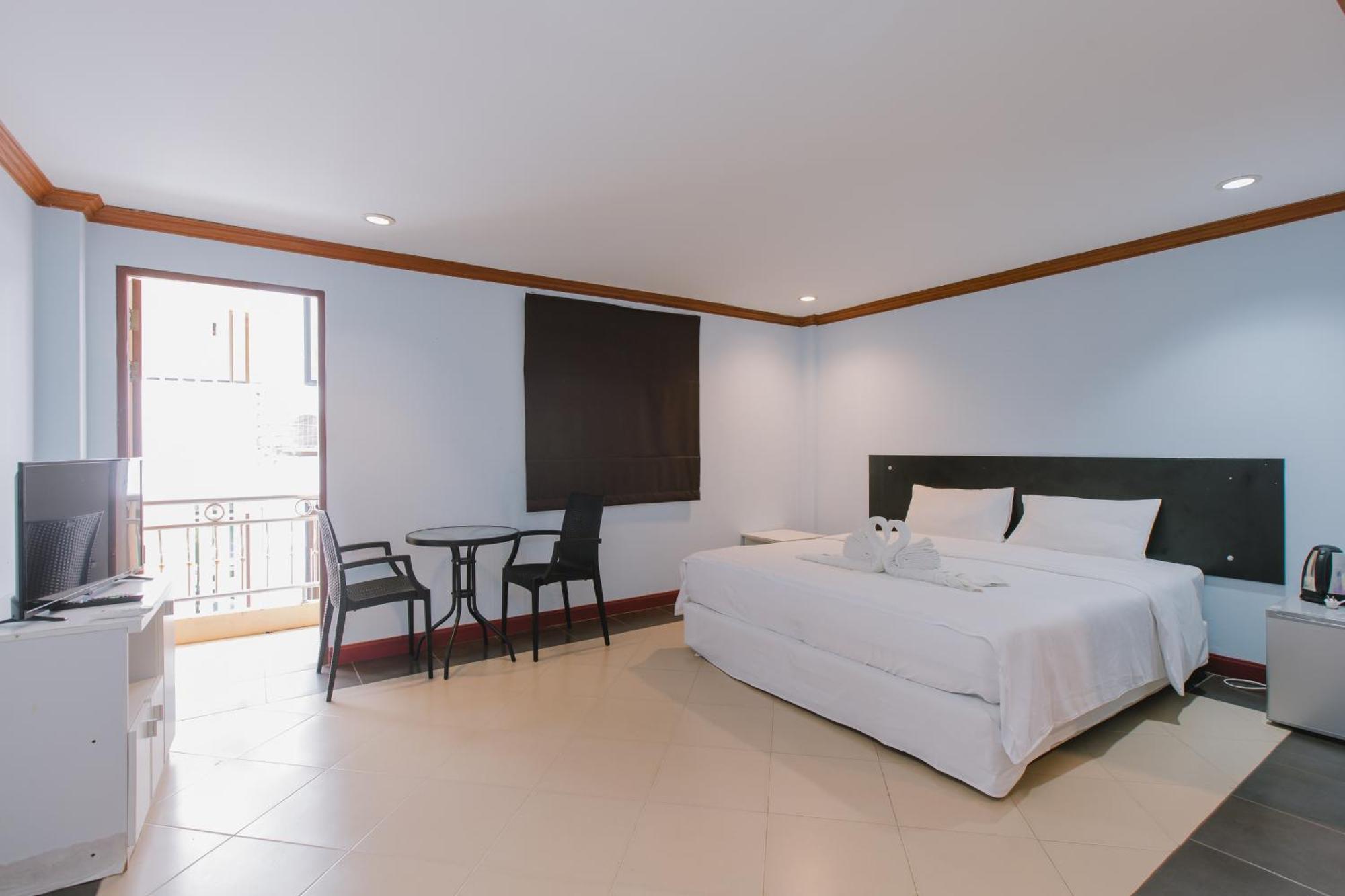 Sunstar Palace Patong Екстериор снимка