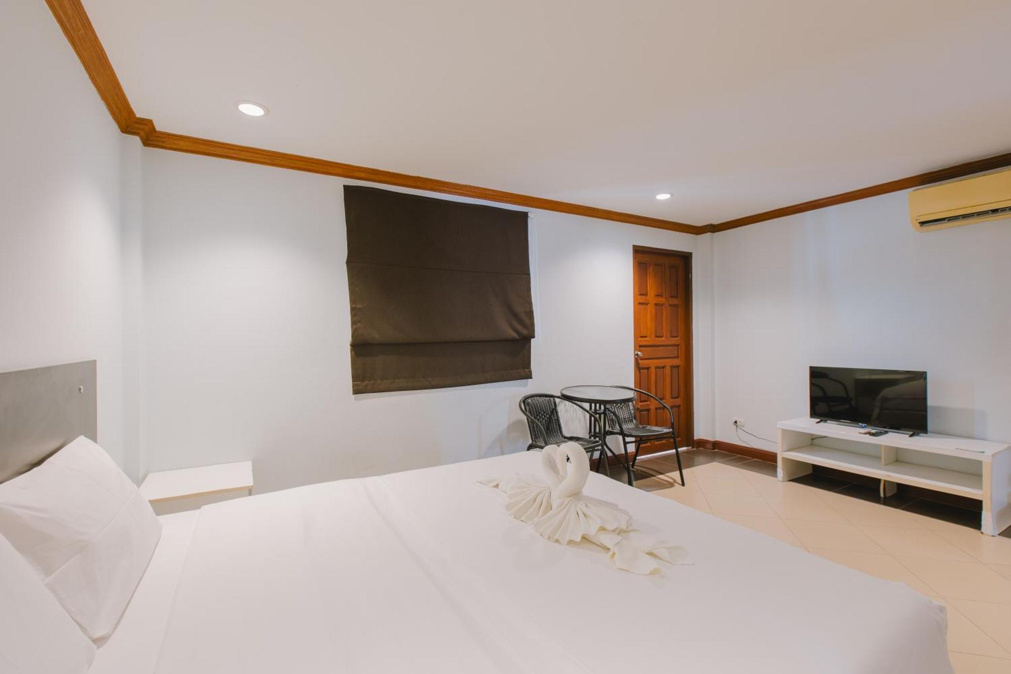 Sunstar Palace Patong Екстериор снимка