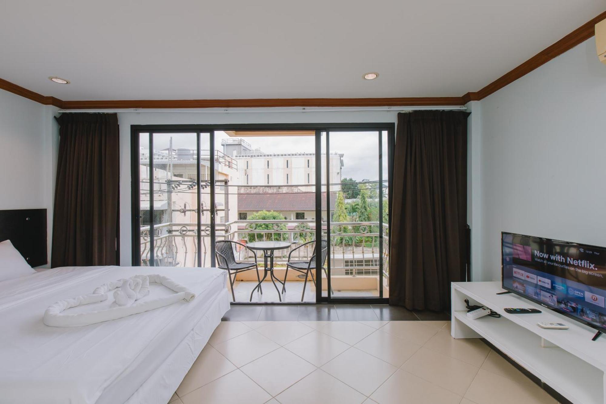 Sunstar Palace Patong Екстериор снимка