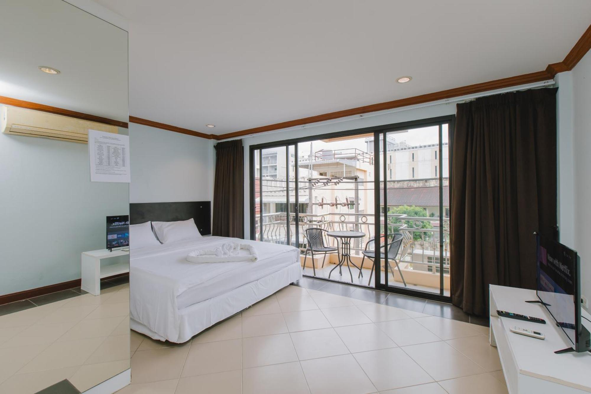 Sunstar Palace Patong Екстериор снимка